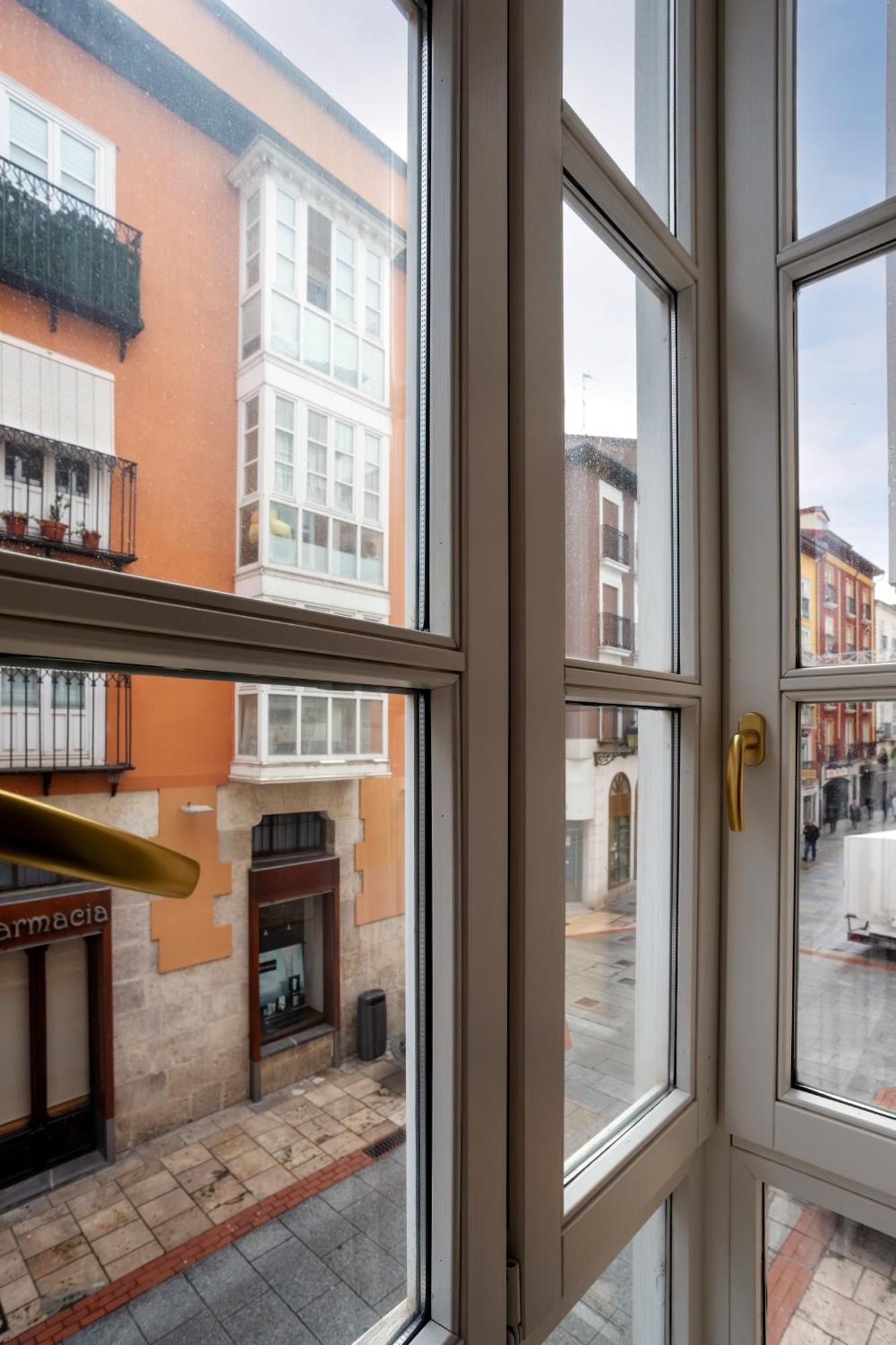 Spacio Menina By Unique Apartment Burgos